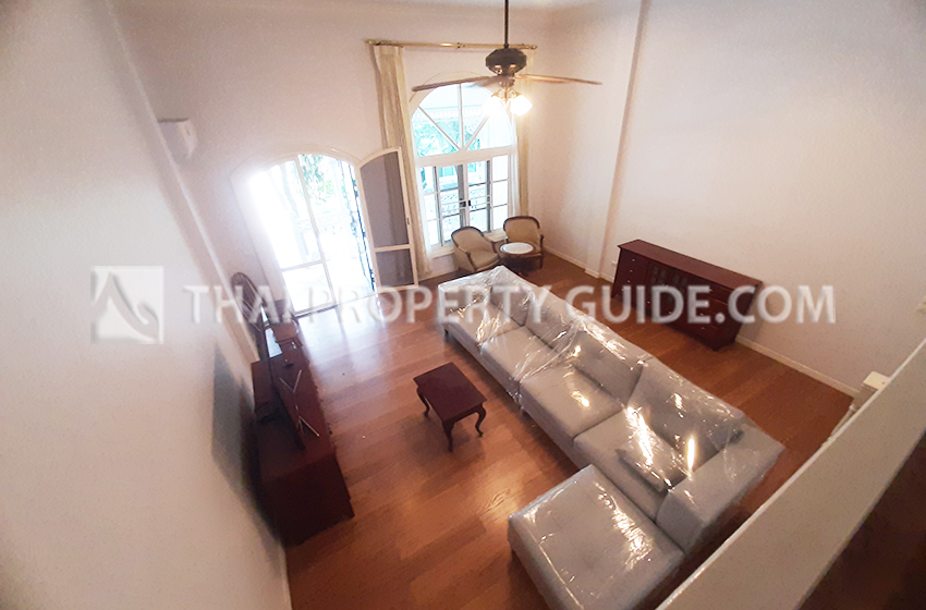 Townhouse in Sukhumvit 